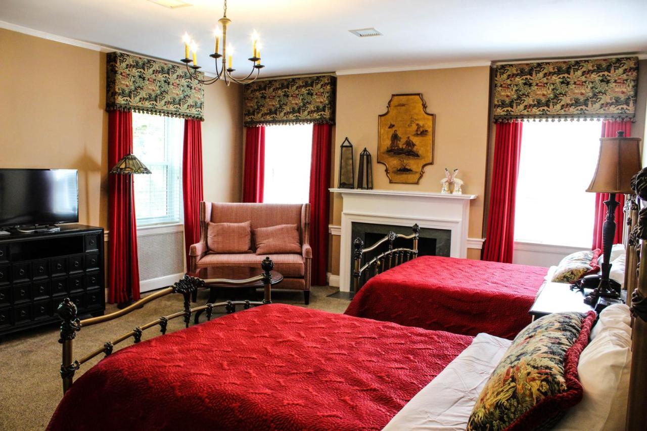 Bed and Breakfast Providence Manor House Bed & Breakfast à Clemmons Extérieur photo